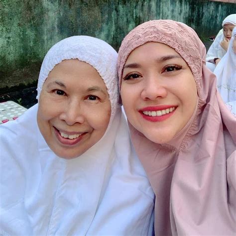 ibu mertua.